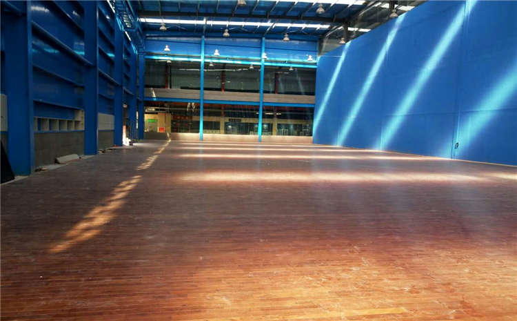 柞木籃球館木地板廠家報價表