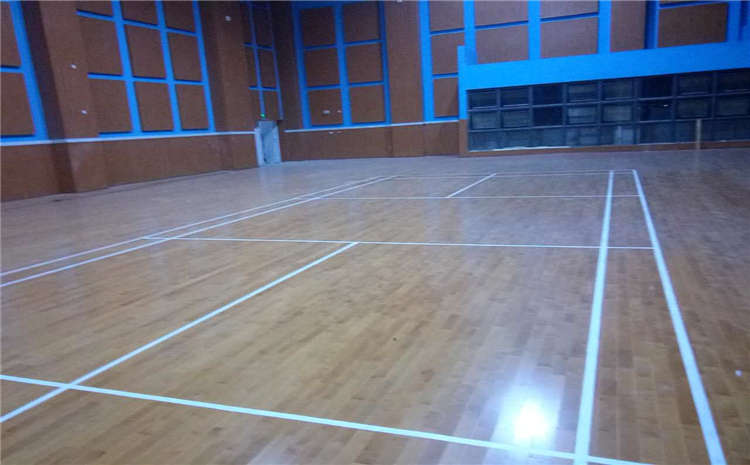 籃球館運(yùn)動(dòng)木地板回南天防潮全攻略