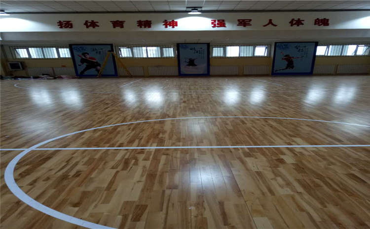 雙層龍骨結(jié)構(gòu)排球館木地板一般多少錢？