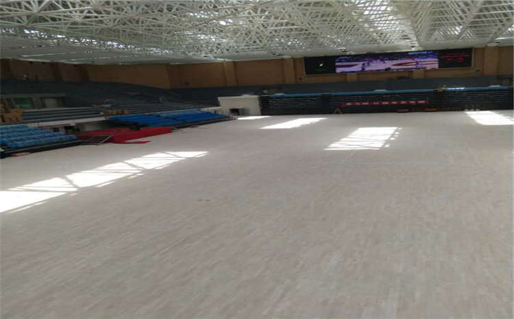 五角楓體育運(yùn)動(dòng)地板施工技術(shù)方案