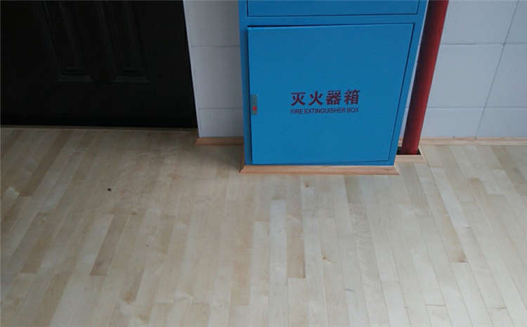 20厚舞臺木地板廠家哪家好？