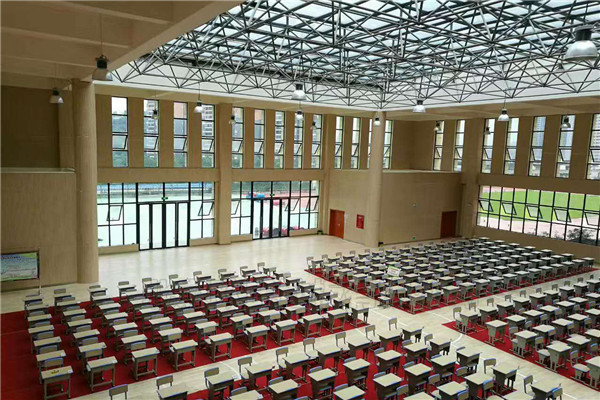 四川瀘州市敘永縣城西實(shí)驗(yàn)學(xué)校運(yùn)動木地板鋪設(shè)工程案例-6
