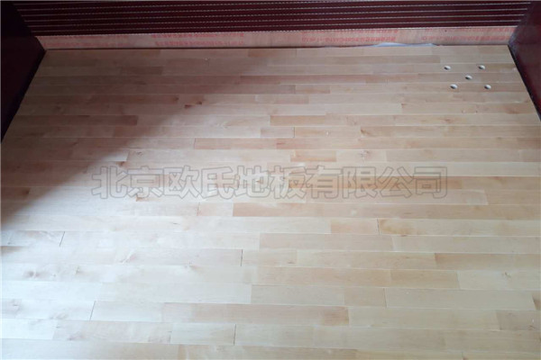 山西太原龍頭大廈運動木地板鋪設(shè)工程