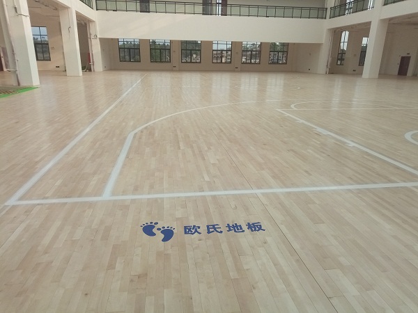 籃球木地板結(jié)構(gòu).jpg
