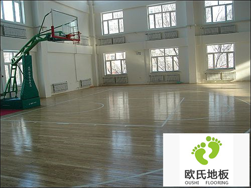 籃球木地板選材及價格定位