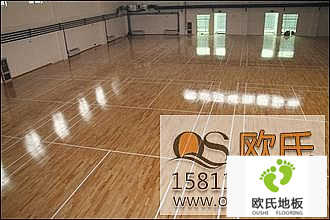 籃球館木地板面層鋪設(shè)安裝